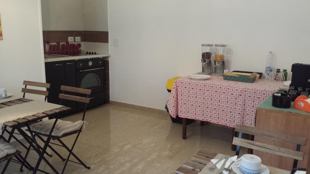 Le Streghe Di Roma Hotel Bagian luar foto