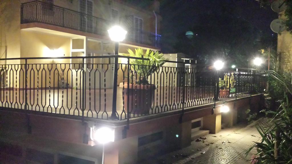 Le Streghe Di Roma Hotel Bagian luar foto
