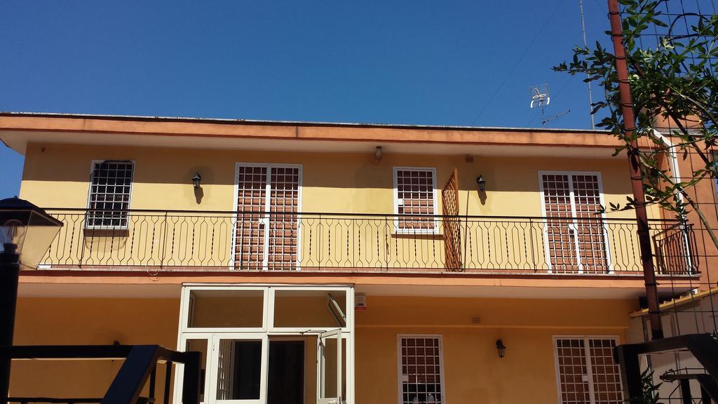 Le Streghe Di Roma Hotel Bagian luar foto