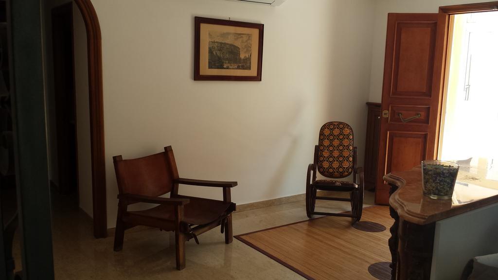 Le Streghe Di Roma Hotel Bagian luar foto