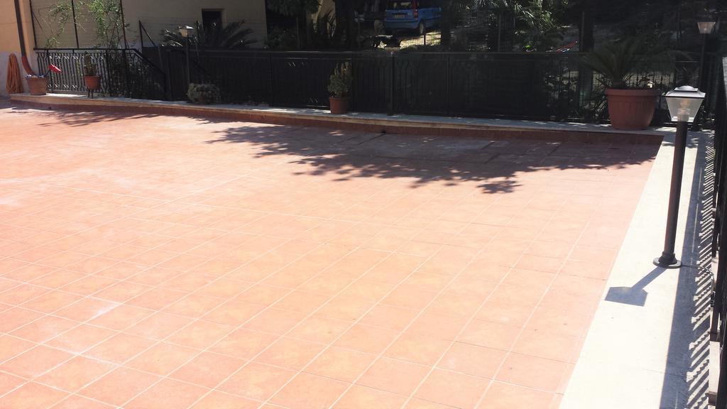 Le Streghe Di Roma Hotel Bagian luar foto
