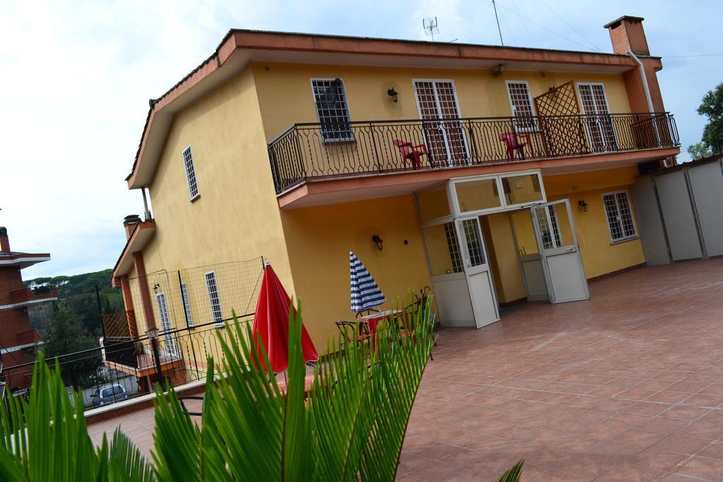 Le Streghe Di Roma Hotel Bagian luar foto